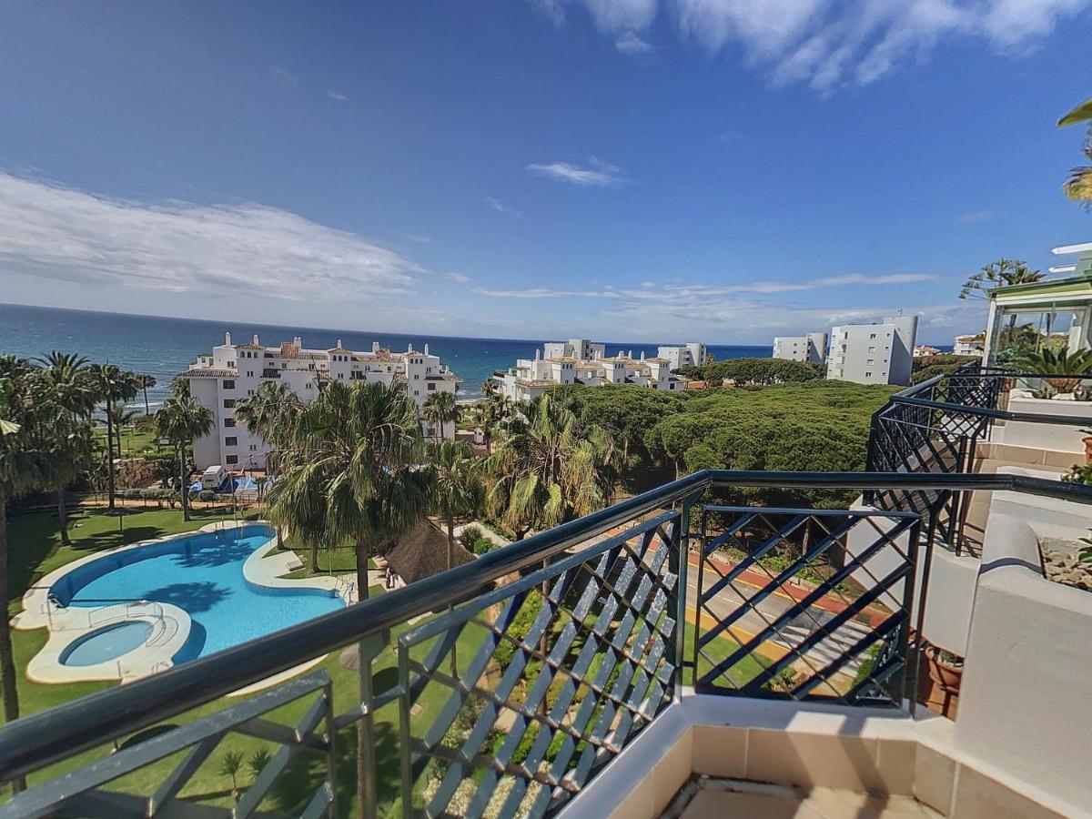 Frontline Beach Penthouse In Mi Capricho Sitio de Calahonda エクステリア 写真
